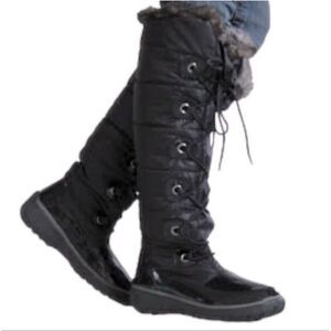 Cougar Ringo Star Sz 9 lace up quilted faux fur patent leather women’s winter bo